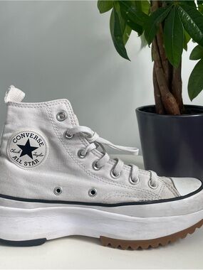 Women Size 7 Converse Run Star Hike Hi White Platform Shoes